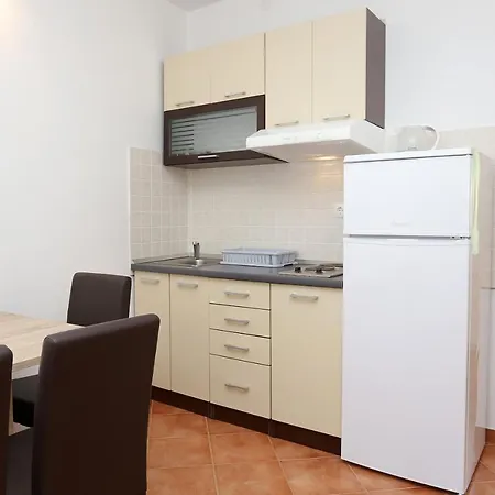 Apartamento With Parking Space Trstenik, Peljesac - 10109 Trstenik (Dubrovnik-Neretva)